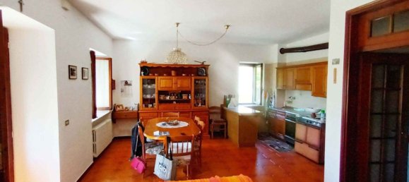3 rooms House in Villa Minozzo, Italy No. 176314 7