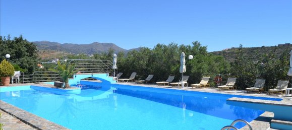  تاون هاوس في Agios Nikolaos, Greece 450متر مربع رقم 6352 2