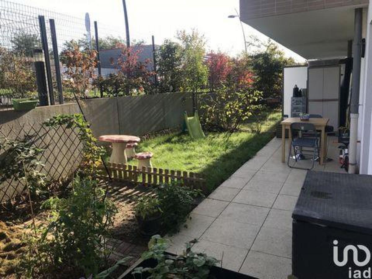 Apartamento com 2 quartos em condomínio em Villenoy, France N.º 35476