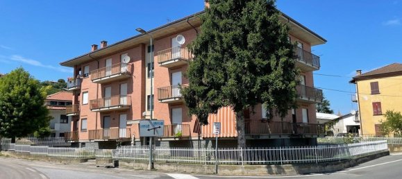 3 rooms Apartment in Neive, Italy No. 308072 3