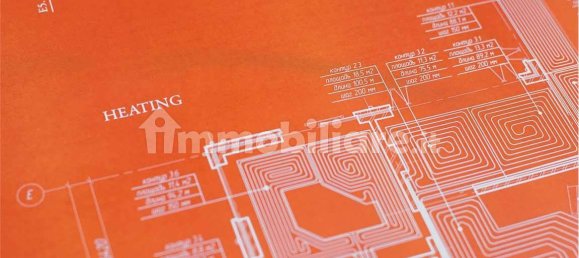 5 rooms Apartment in Bari, Italy No. 262804 3