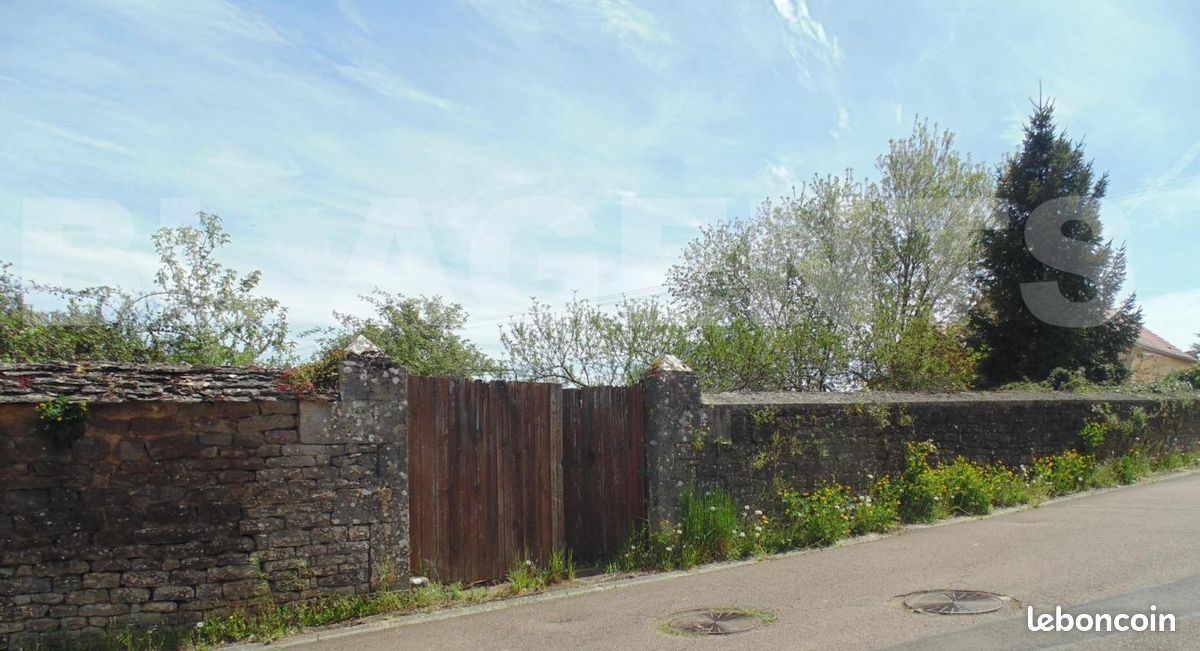  قطعة أرض في Vitteaux, France 1333متر مربع رقم 95974