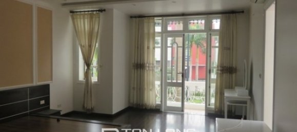 4 Schlafzimmer Villa in Tay Ho, Vietnam, Nr. 3450 12