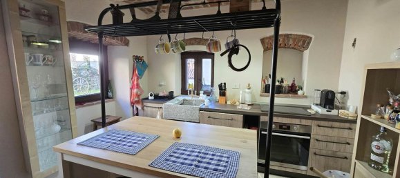 6 rooms House in Torrazzo, Italy No. 72718 6