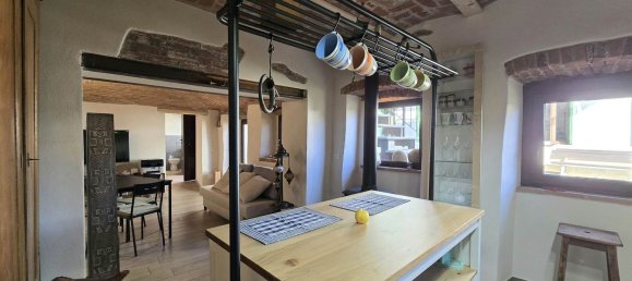 6 rooms House in Torrazzo, Italy No. 72718 8