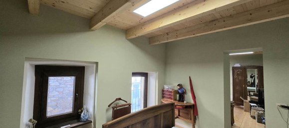 6 rooms House in Torrazzo, Italy No. 72718 15