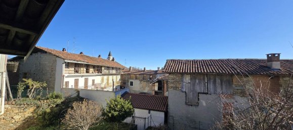 6 rooms House in Torrazzo, Italy No. 72718 20