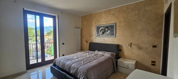 3 chambres Appartement à Mercato San Severino, Italy No. 321898 5