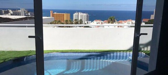 5 bedrooms Villa in Adeje, Spain No. 28031 31