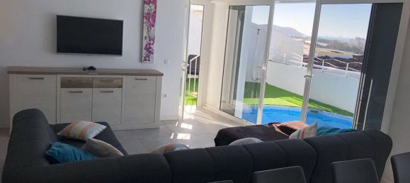 5 bedrooms Villa in Adeje, Spain No. 28031 2