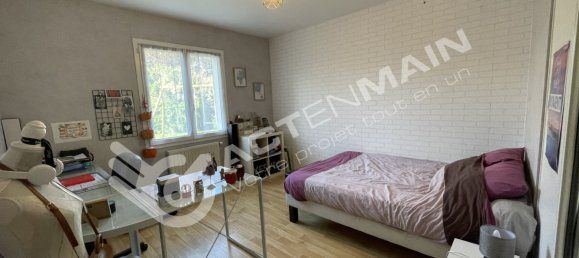 4 bedrooms House in Joue-les-Tours, France No. 72678 6