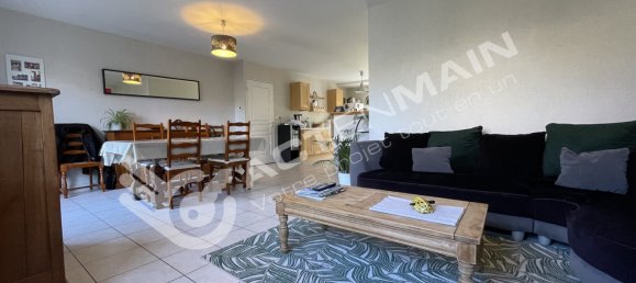 4 bedrooms House in Joue-les-Tours, France No. 72678 3