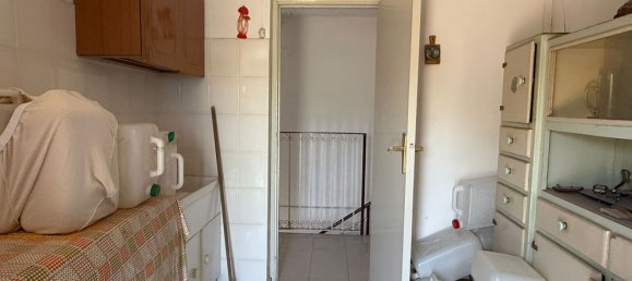 5 Schlafzimmer Haus in Motta Sant'Anastasia, Italy, Nr. 346016 20