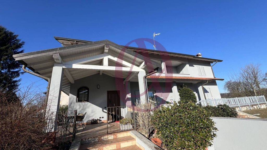 Вилла с 6 спальнями в Кастеллетто сопра Тичино, Италия № 84355