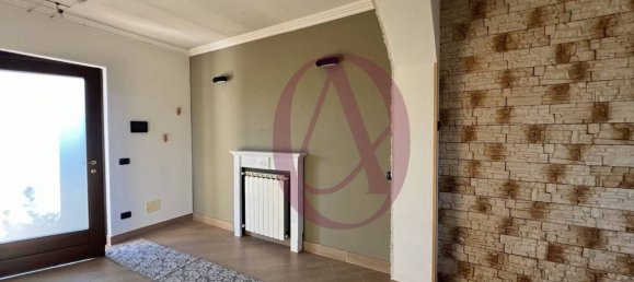 6 غرف نوم فيلا في Castelletto sopra Ticino, Italy رقم 84355 50