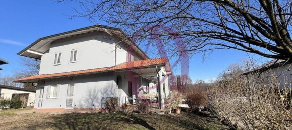 Вилла с 6 спальнями в Кастеллетто сопра Тичино, Италия № 84355 3