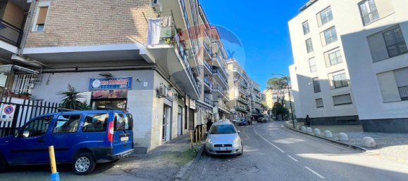 25m² Commercial property in Naples, Italy No. 266436 3
