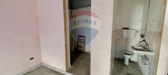 25m² Commercial property in Naples, Italy No. 266436 11