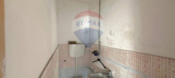 25m² Commercial property in Naples, Italy No. 266436 12