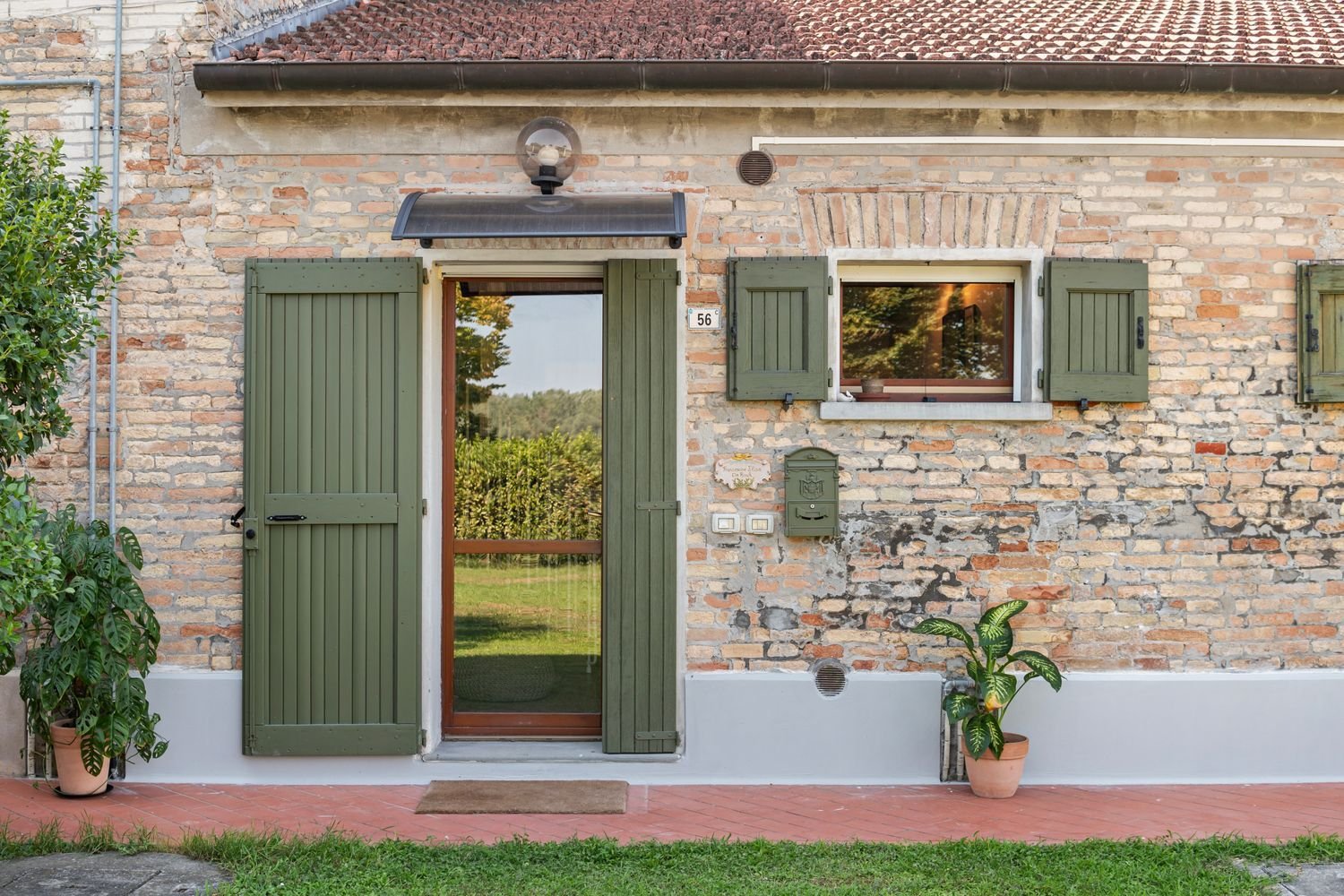 Квартира с 4 спальнями в Равенна, Италия № 372118