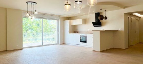 3 bedrooms Apartment in Le Deschaux, France No. 339707 2