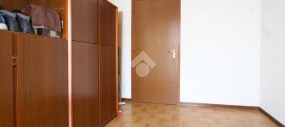 3 bedrooms Villa in Pavia, Italy No. 84608 25