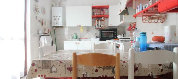 3 bedrooms Villa in Pavia, Italy No. 84608 12