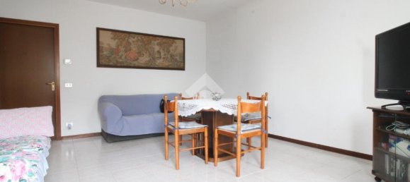 3 bedrooms Villa in Pavia, Italy No. 84608 7