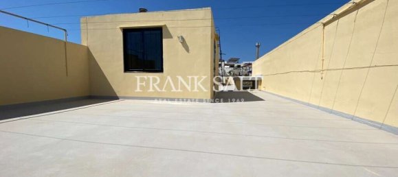 Дом с 3 спальнями в Свийи, Мальта № 2101 2