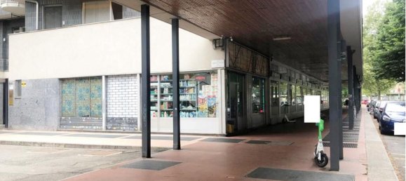 150m² Commercial property in Turin, Italy No. 72768 3
