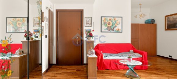 2 bedrooms Apartment in Milan, Italy No. 357767 3