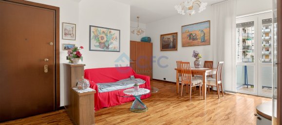 2 bedrooms Apartment in Milan, Italy No. 357767 2