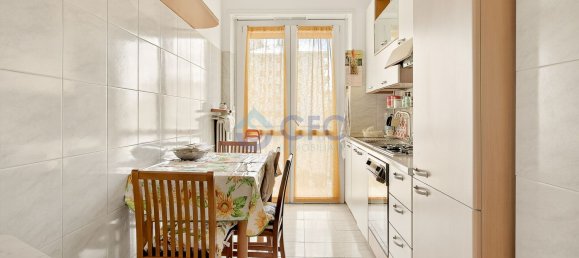 2 bedrooms Apartment in Milan, Italy No. 357767 12