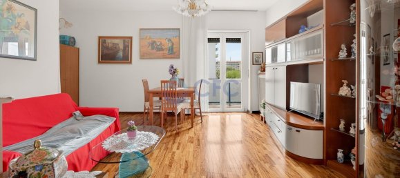 2 bedrooms Apartment in Milan, Italy No. 357767 7