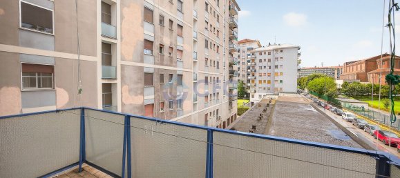 2 bedrooms Apartment in Milan, Italy No. 357767 15