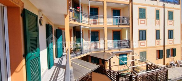 2 bedrooms Apartment in Spotorno, Italy No. 96979 3