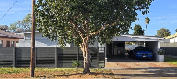 4 bedrooms House in West Wyalong, Australia No. 1 2