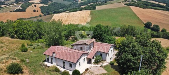 3 bedrooms House in Todi, Italy No. 268240 7