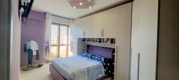 3 rooms Apartment in Novara, Italy No. 154981 9