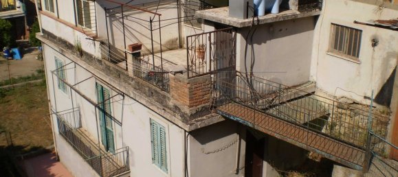 7 rooms House in Messina, Italy No. 89363 10