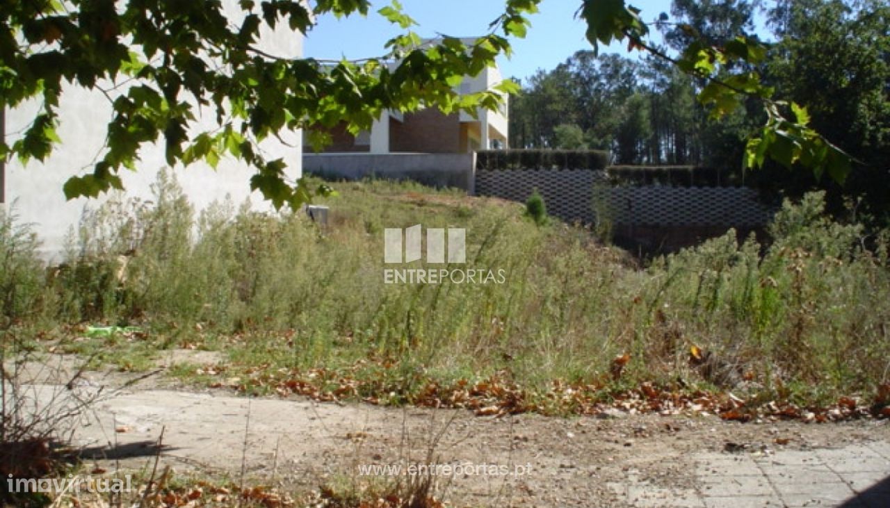 736m² Land in Viana do Castelo, Portugal No. 89051