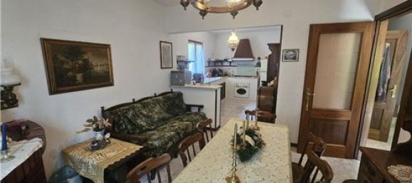 4 Schlafzimmer Haus in Morcone, Italy, Nr. 275945 21