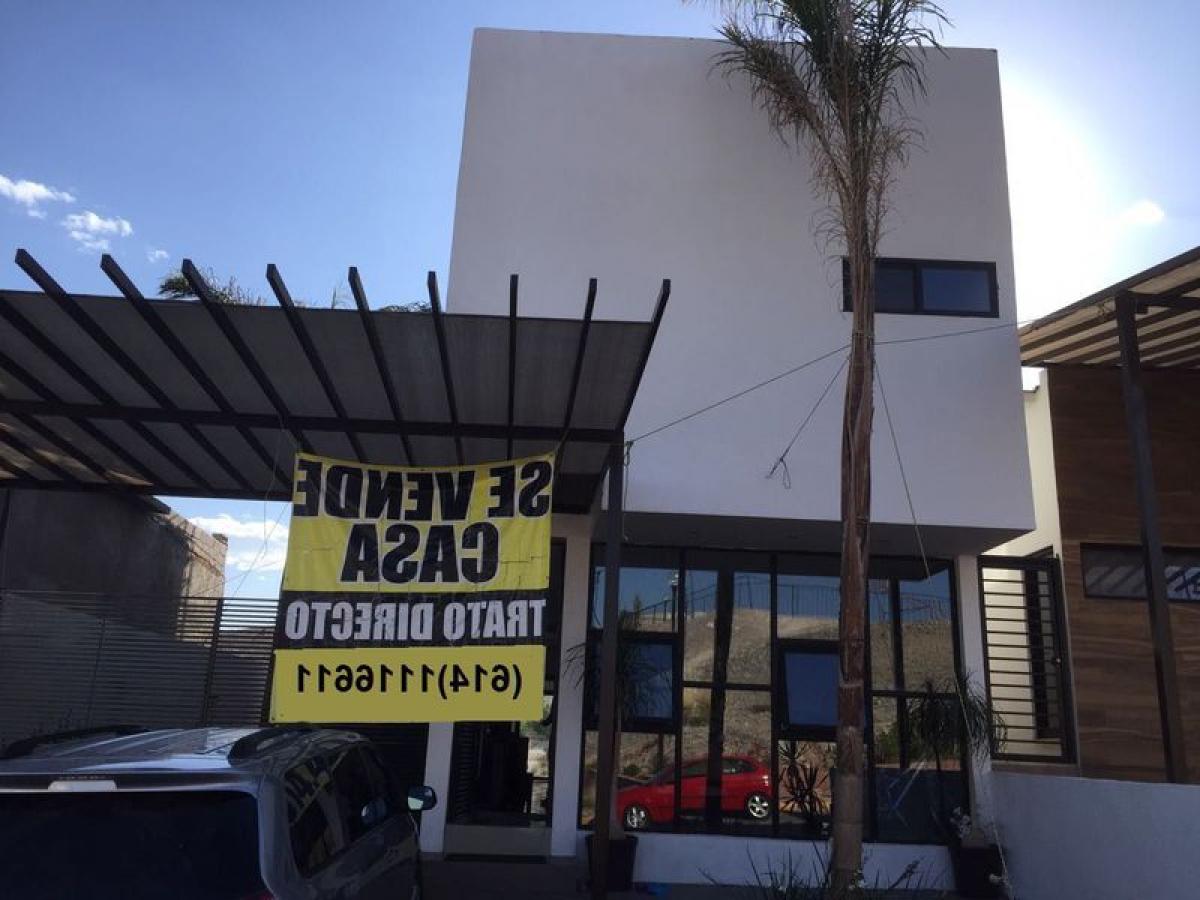 Casa de 3 dormitorios en Chihuahua, Mexico No. 150149