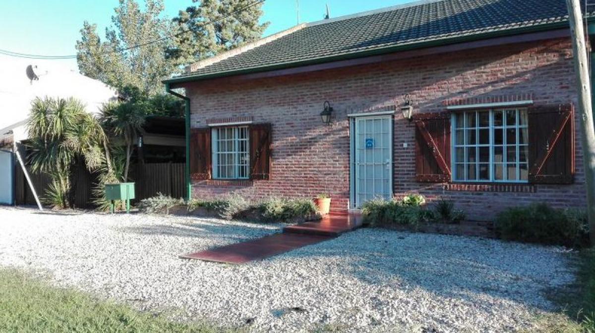 2 bedrooms Farm in Escobar, Argentina No. 112394