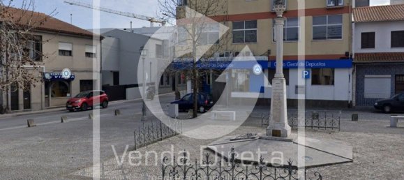275m² Commercial property in Vagos, Portugal No. 203379 8