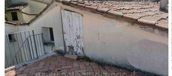 Apartamento T90 em Fabriano, Italy N.º 378023 4