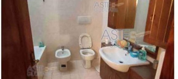 Apartamento T90 em Fabriano, Italy N.º 378023 13
