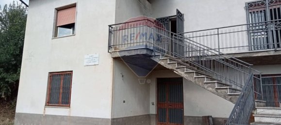 Casa de 5 dormitorios en Casalduni, Italy No. 163112 3