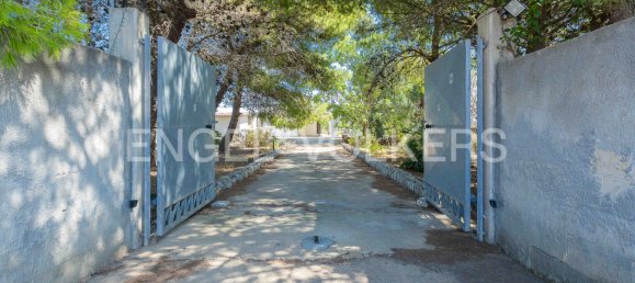 Villa de 3 dormitorios en Novoli, Italy No. 109110 13