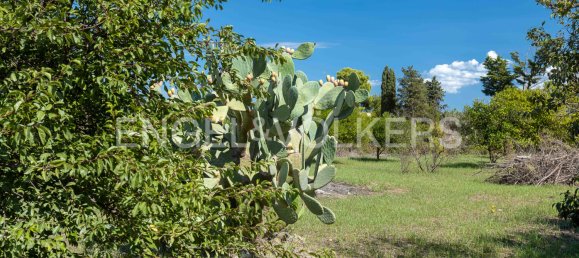 Villa de 3 dormitorios en Novoli, Italy No. 109110 11